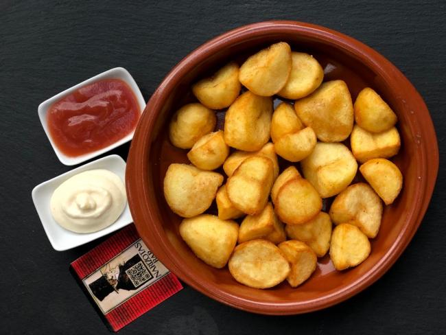 Patatas Bravas Narizotas